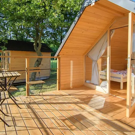 Natura Camp Karli Parque de Campismo Kaštelir